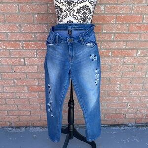 Gap Girlfriend Jeans with Floral Embroidery
